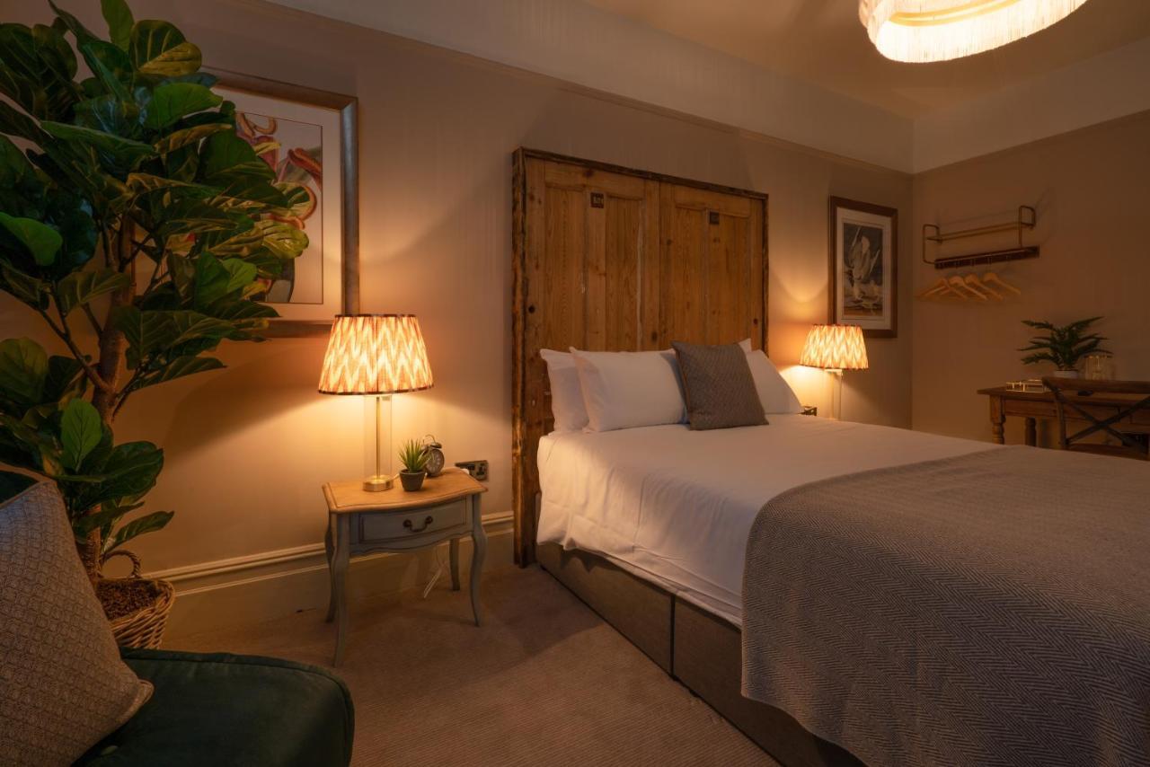 The Pavilion Arms Bournemouth Bagian luar foto