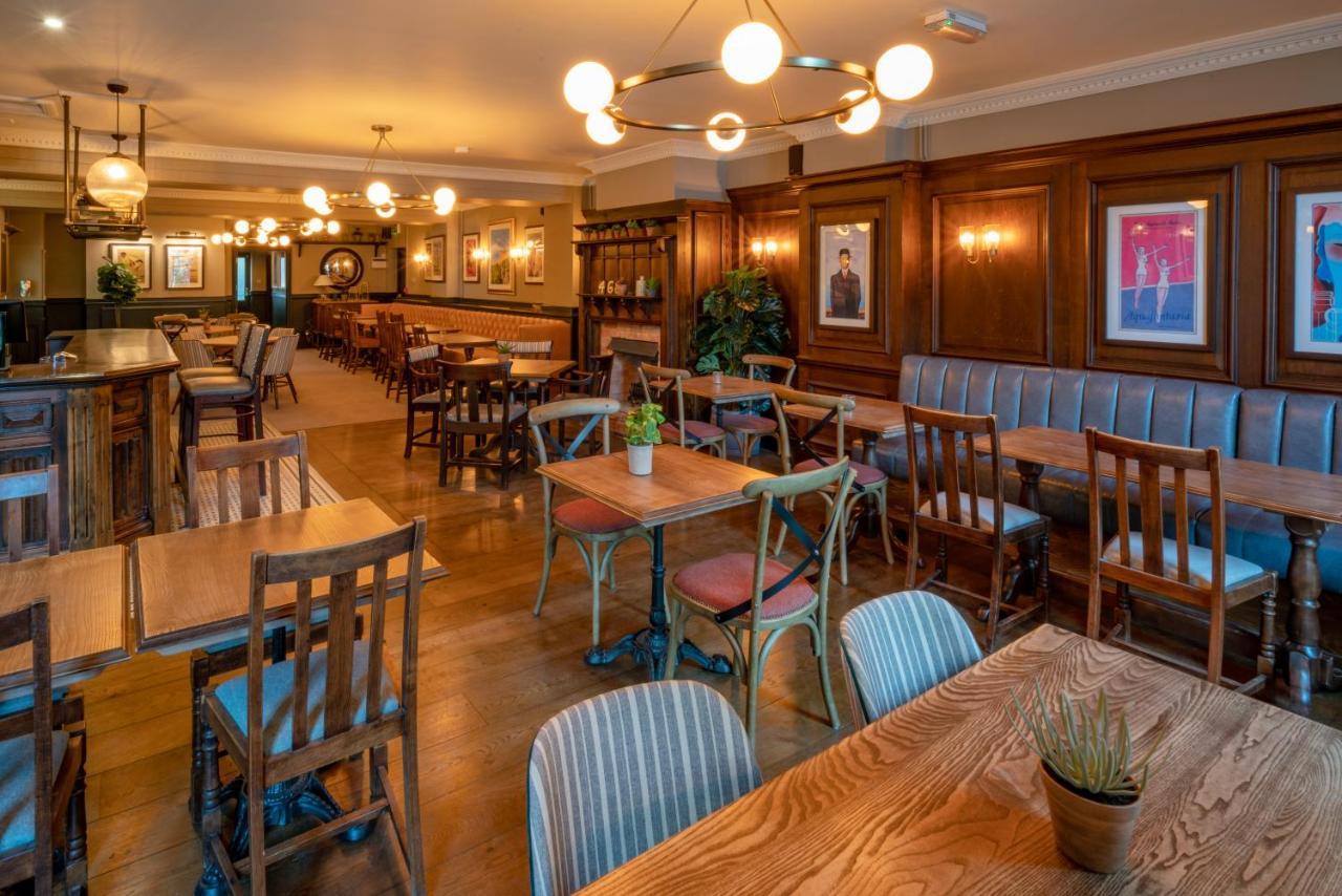 The Pavilion Arms Bournemouth Bagian luar foto